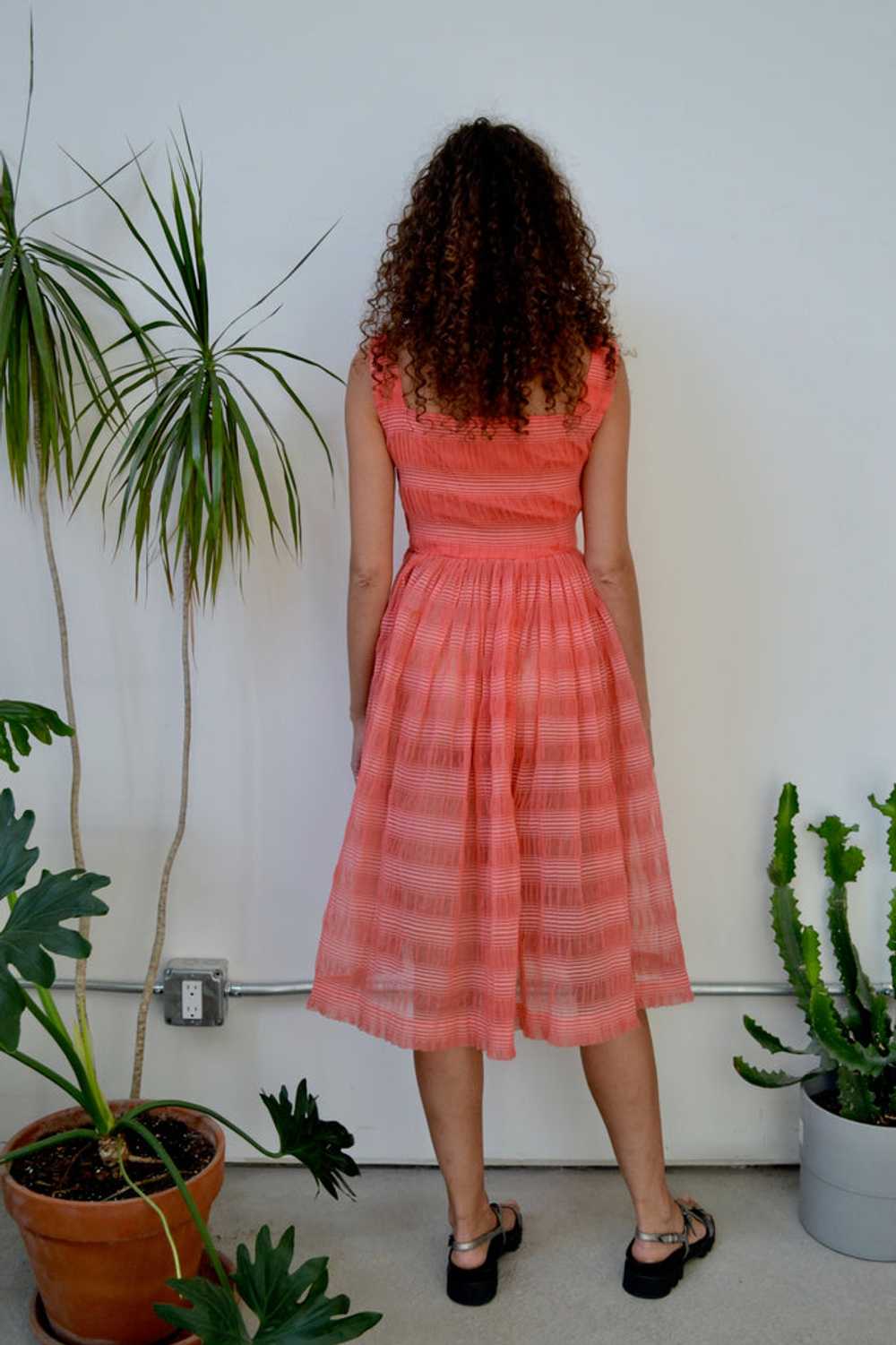 Fifties Salmon Party Dress - image 2