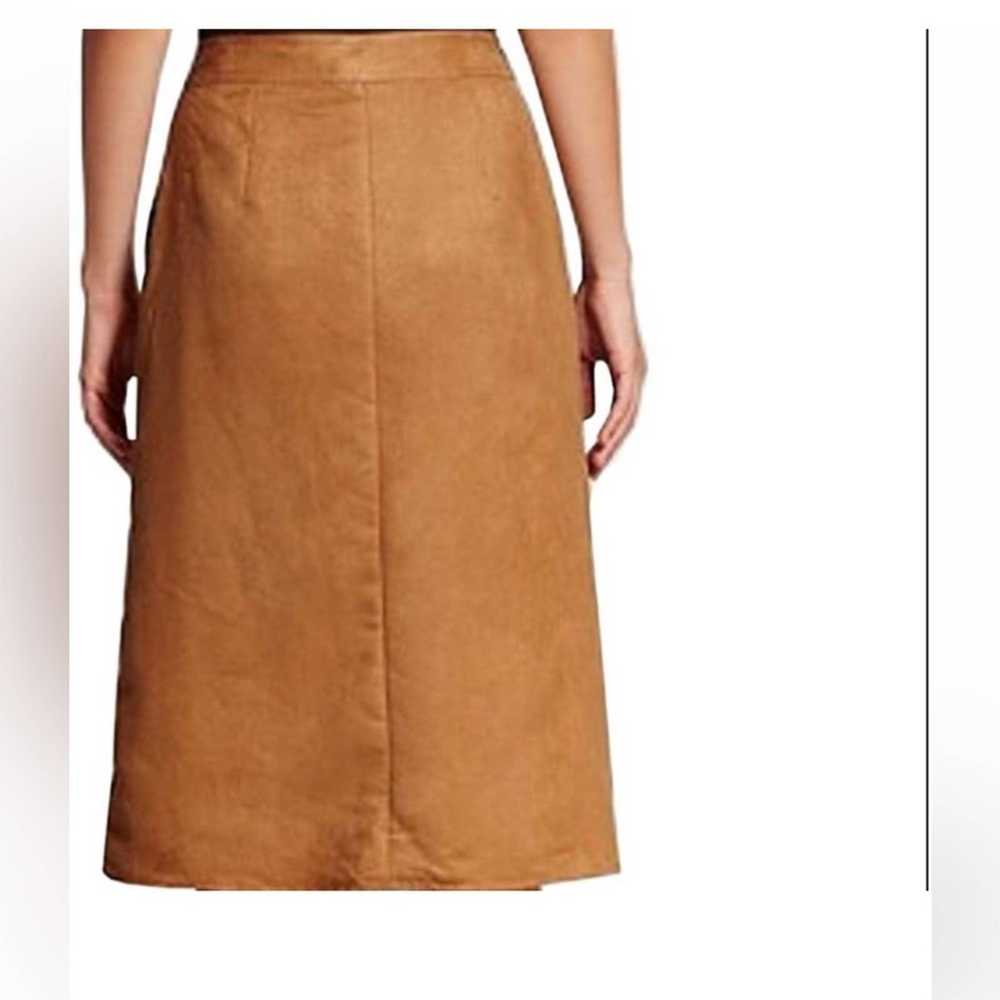 Mossimo Mossimo Tan Suede Skirt. Size:10 - image 2