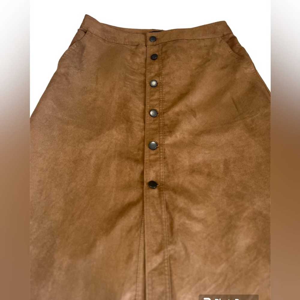 Mossimo Mossimo Tan Suede Skirt. Size:10 - image 6