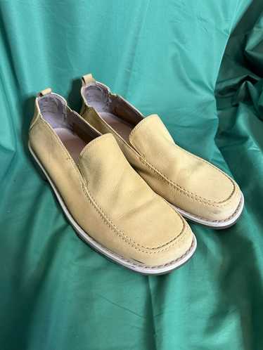 Gbx Yellow leather square toe slip-on shoes