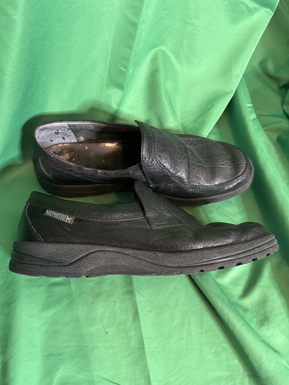Mephisto Black leather slip-on loafer / sneaker h… - image 1
