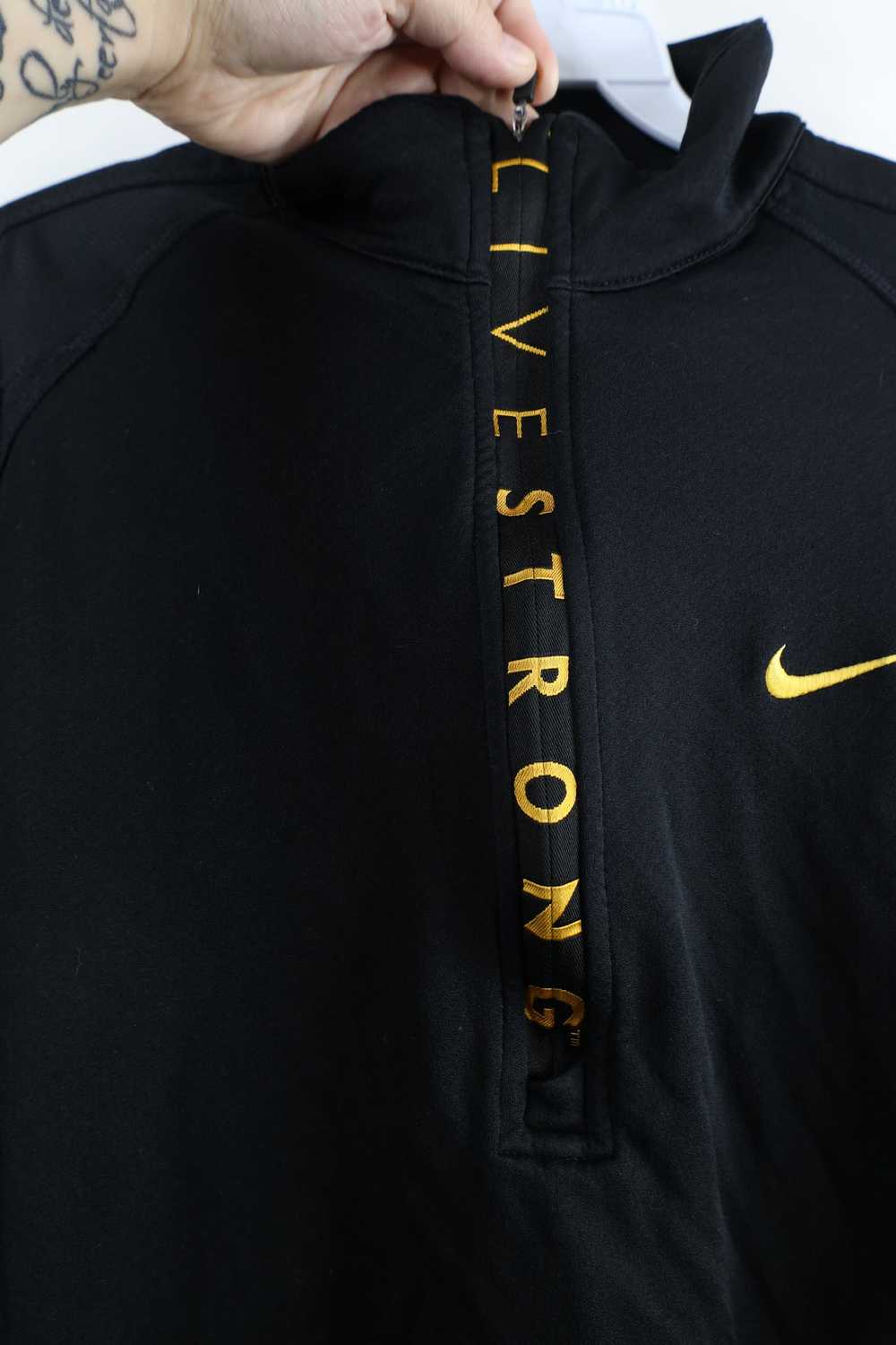 Nike × Vintage Vintage Nike Livestrong Distressed… - image 8