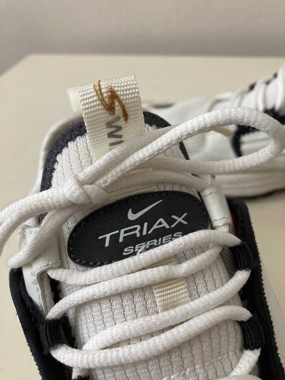 Nike Nike Air Swift Triax. White/DK Chrcl. US 10.… - image 9