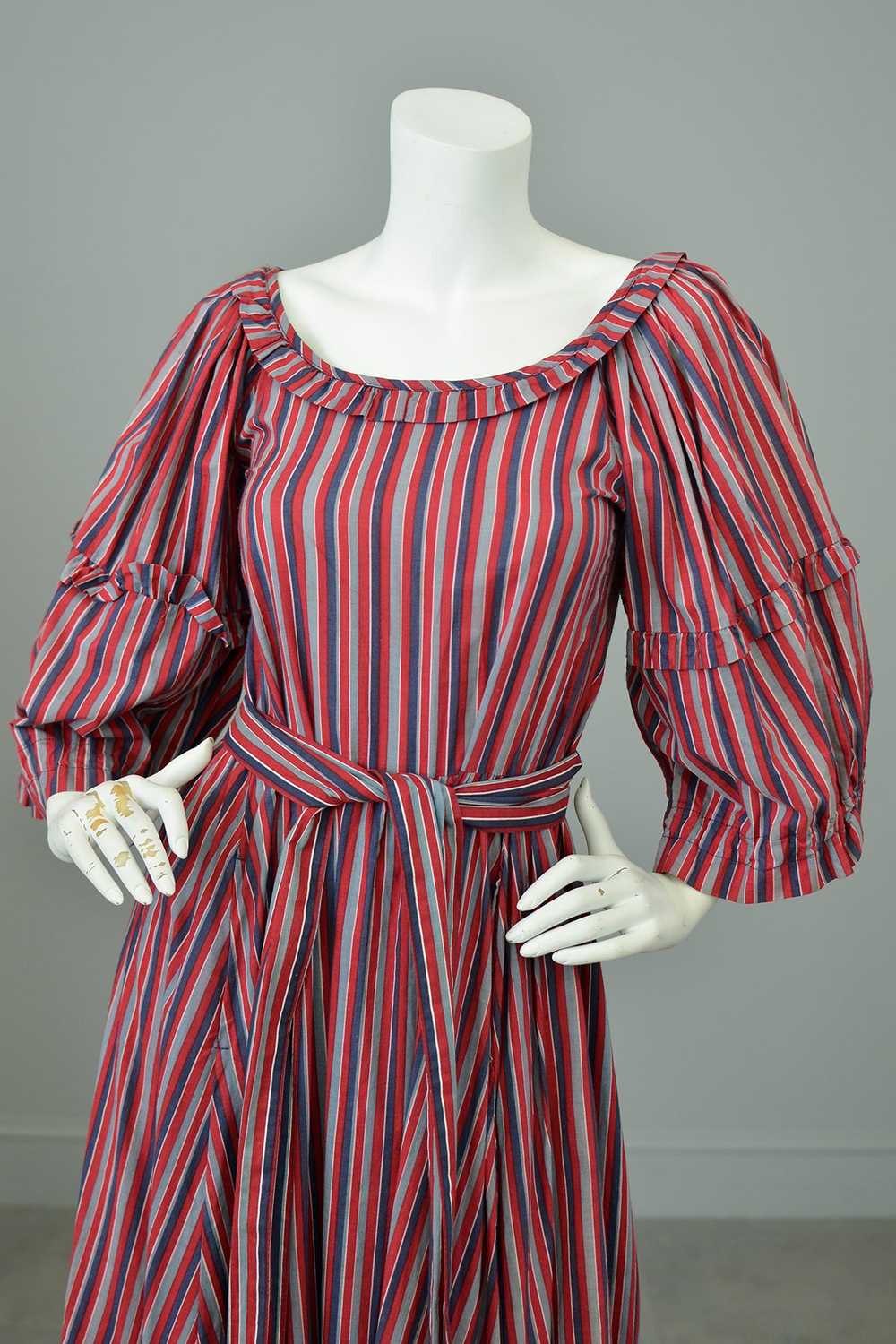 1980s Striped Cotton Peasant Dress with Puffy Bel… - image 11