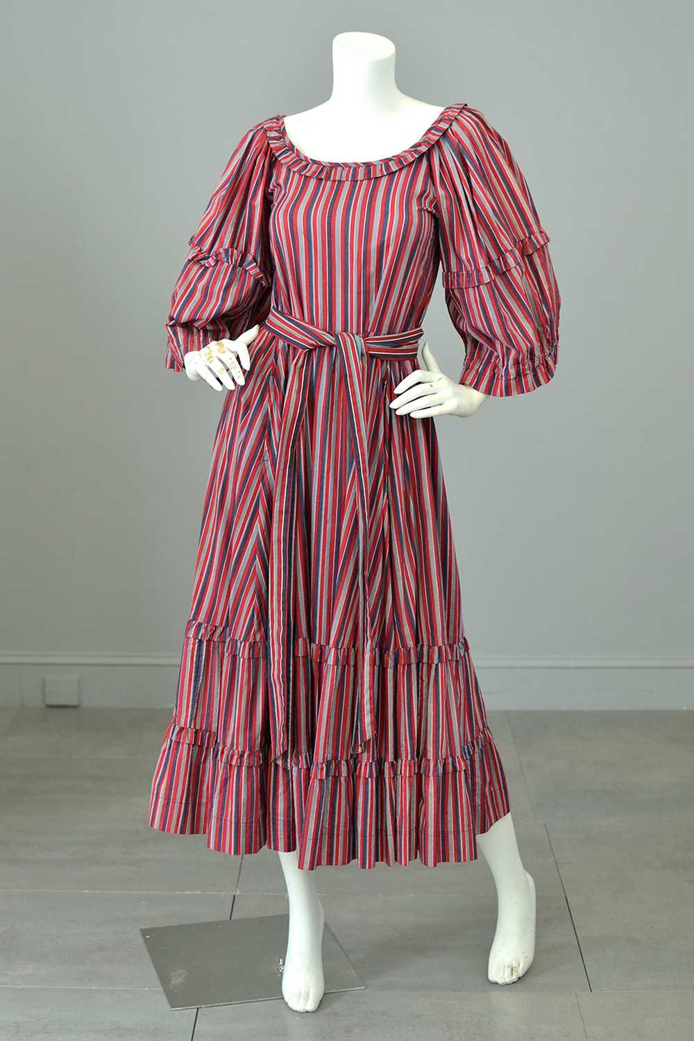 1980s Striped Cotton Peasant Dress with Puffy Bel… - image 3