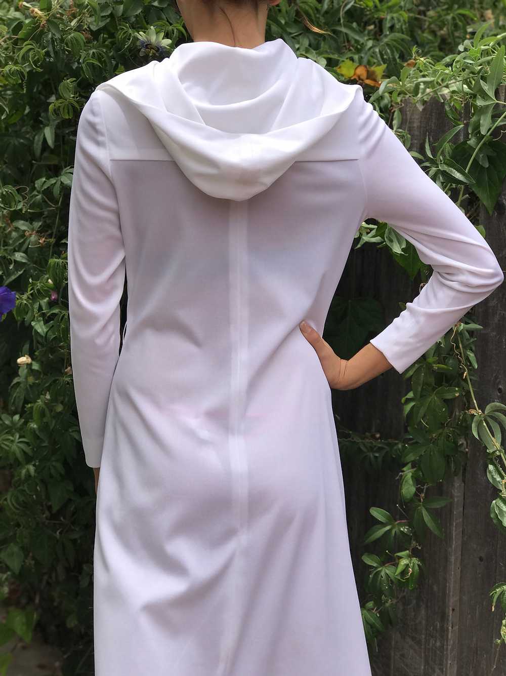 Hooded White Retro Maxi - image 6