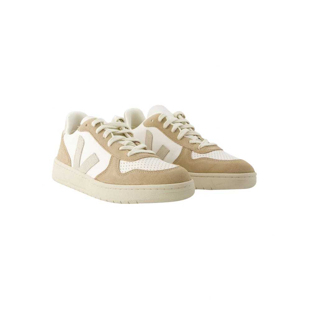 Veja Leather trainers - image 4