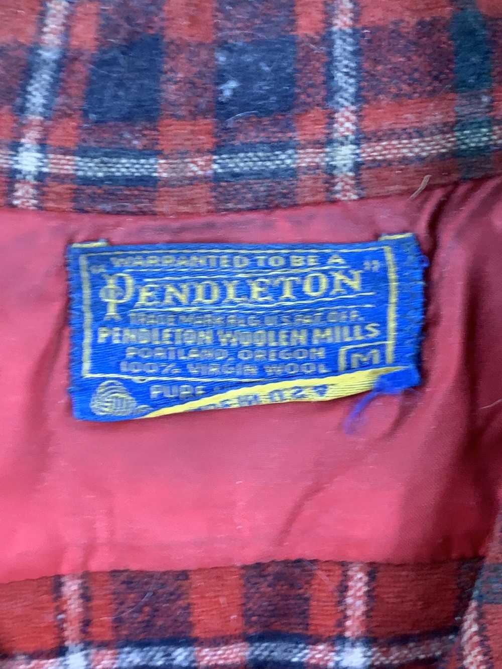 Vintage Vintage 1990s Pendleton Red Check Button … - image 3