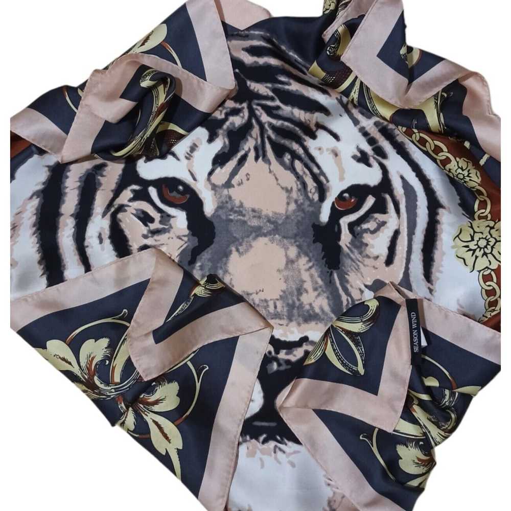 Designer SEASON WIND Baroque Tiger Face Silk Scar… - image 8