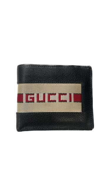 GUCCI Logo grained leather wallet (8.785 ARS) ❤ liked on Polyvore