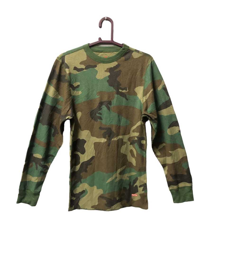 Hanes × Supreme Supreme x Hanes Beefy Camo - image 4