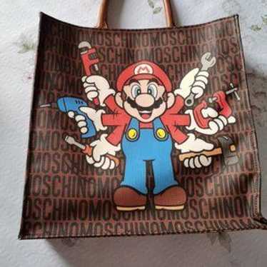 Moschino x Mario ポーチ Moschino Super Mario Bag Collection | Bragmybag