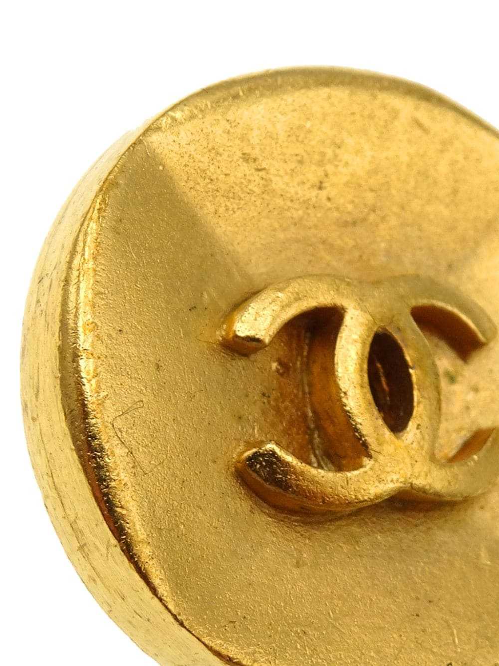 CHANEL Pre-Owned 1993 CC button clip-on earrings … - image 3