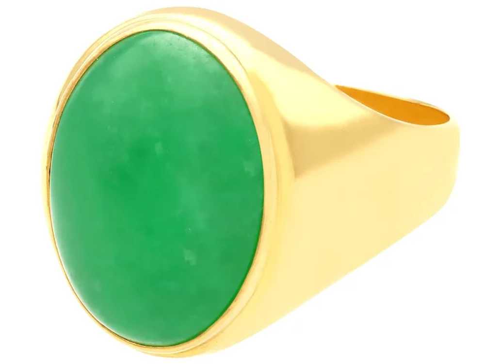 Vintage 12.95 Carat Jade and 18 Karat Yellow Gold… - image 2