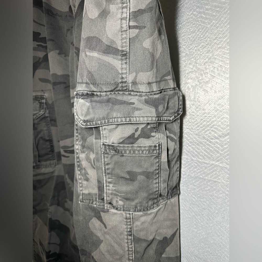 Wrangler Wranglers Originals Camo Cargo Pants- Me… - image 2