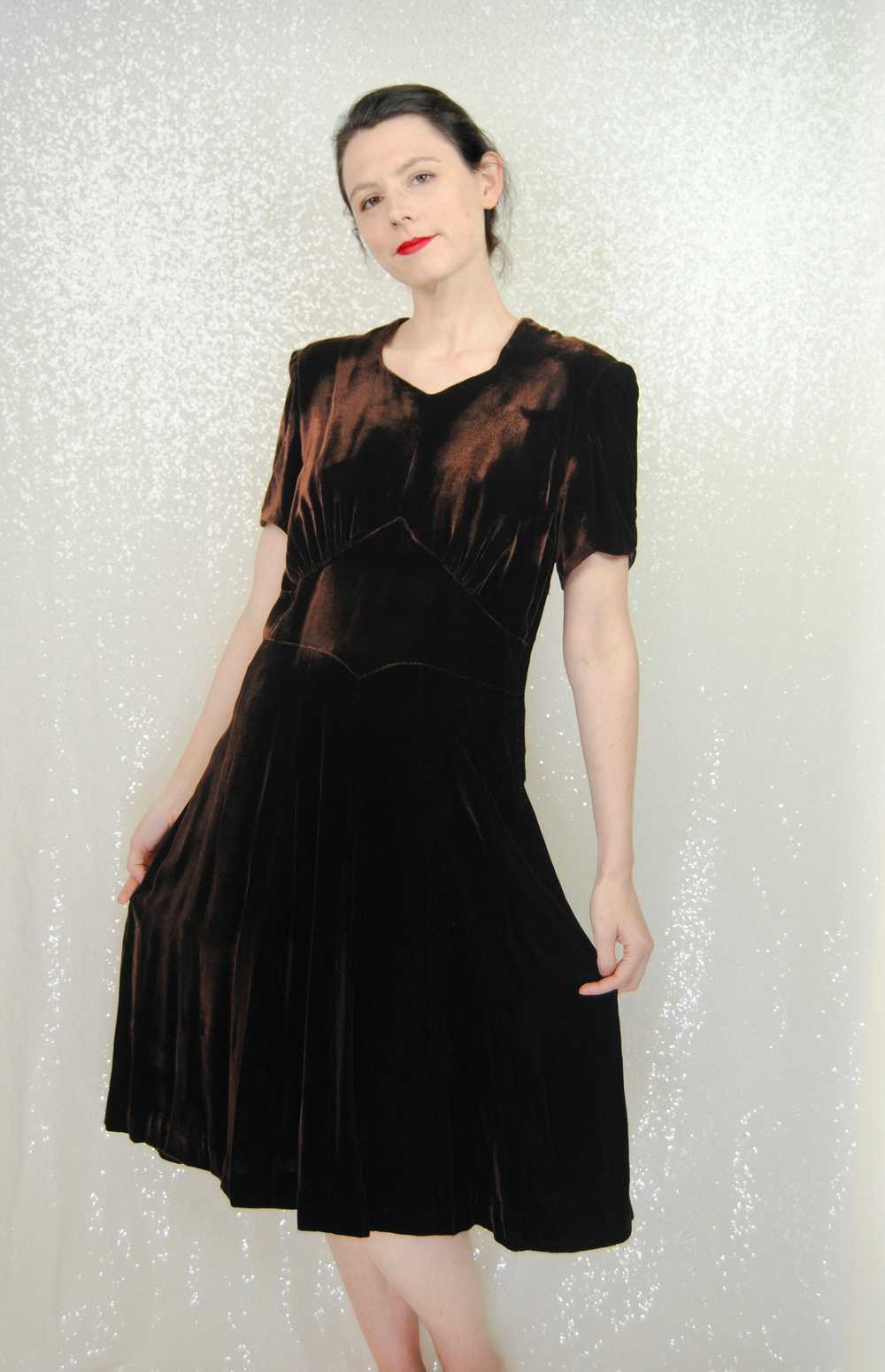 1940s Vintage Brown Velvet Party Dress - Md - image 12