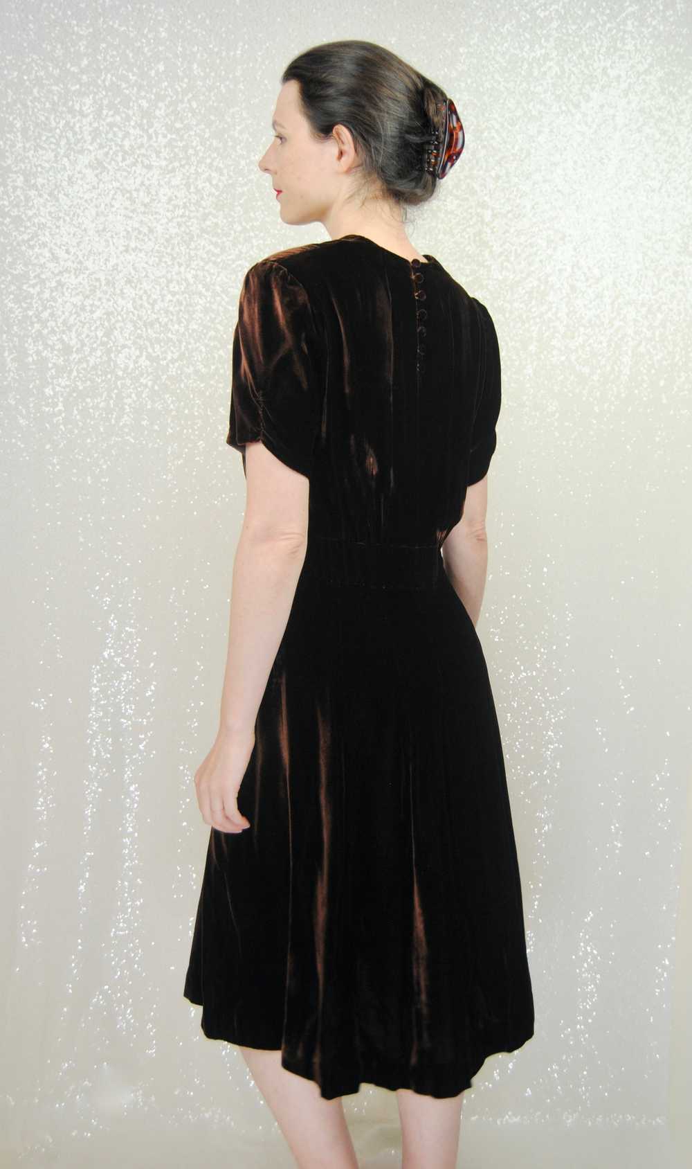 1940s Vintage Brown Velvet Party Dress - Md - image 6