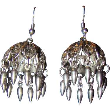 Really fun Chandalier, Gothic dangle earrings wit… - image 1