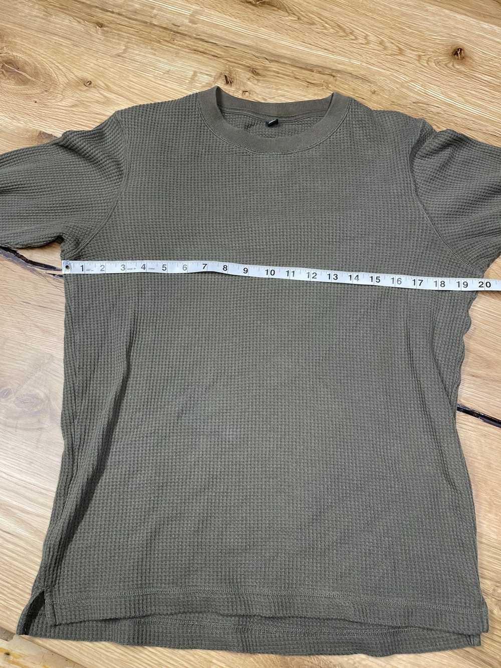 Uniqlo Olive Green LS Waffle - HEATTECH - image 4