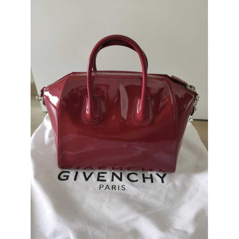 Givenchy Antigona patent leather handbag - image 3