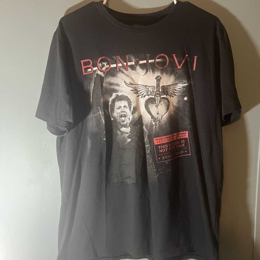 Band Tees Bon-Jovi Band T-shirt medium - image 1