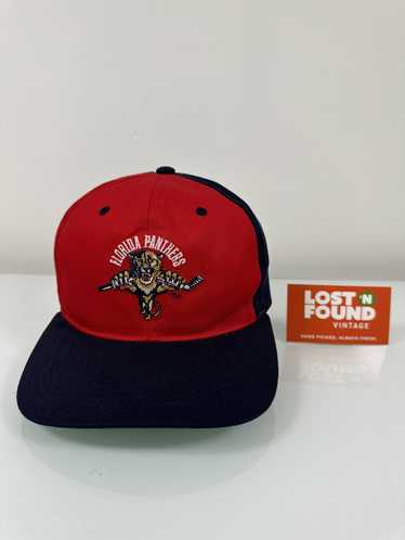 Vintage NHL St. Louis Blues Sports Specialties Sidewave Snapback Hat – 🎅  Bad Santa
