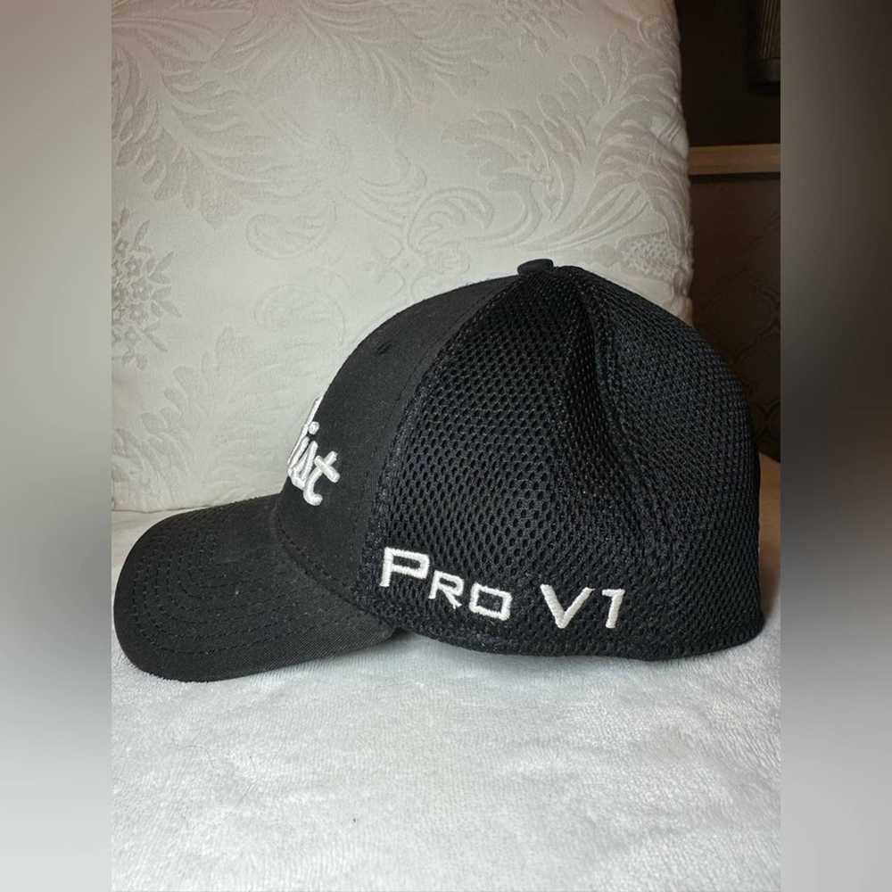 Titleist Titleist Pro V1 M/LFlex Fitted Golf Hat … - image 2