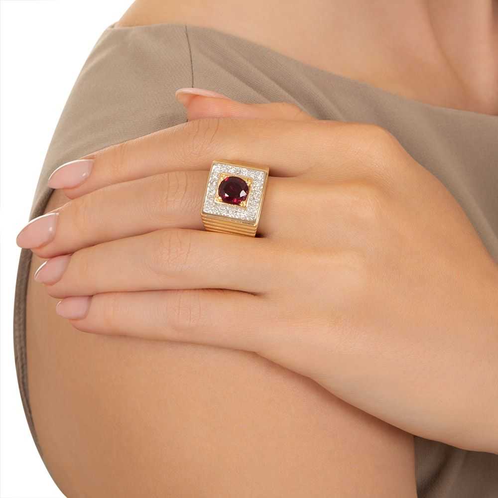 Mid-Century 1.70 Carat Ruby and Diamond Ring - image 4