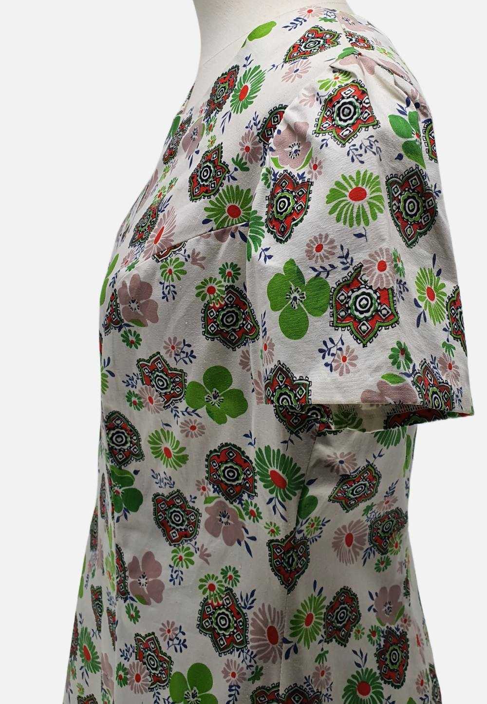 Italian Pattern Dress - image 7