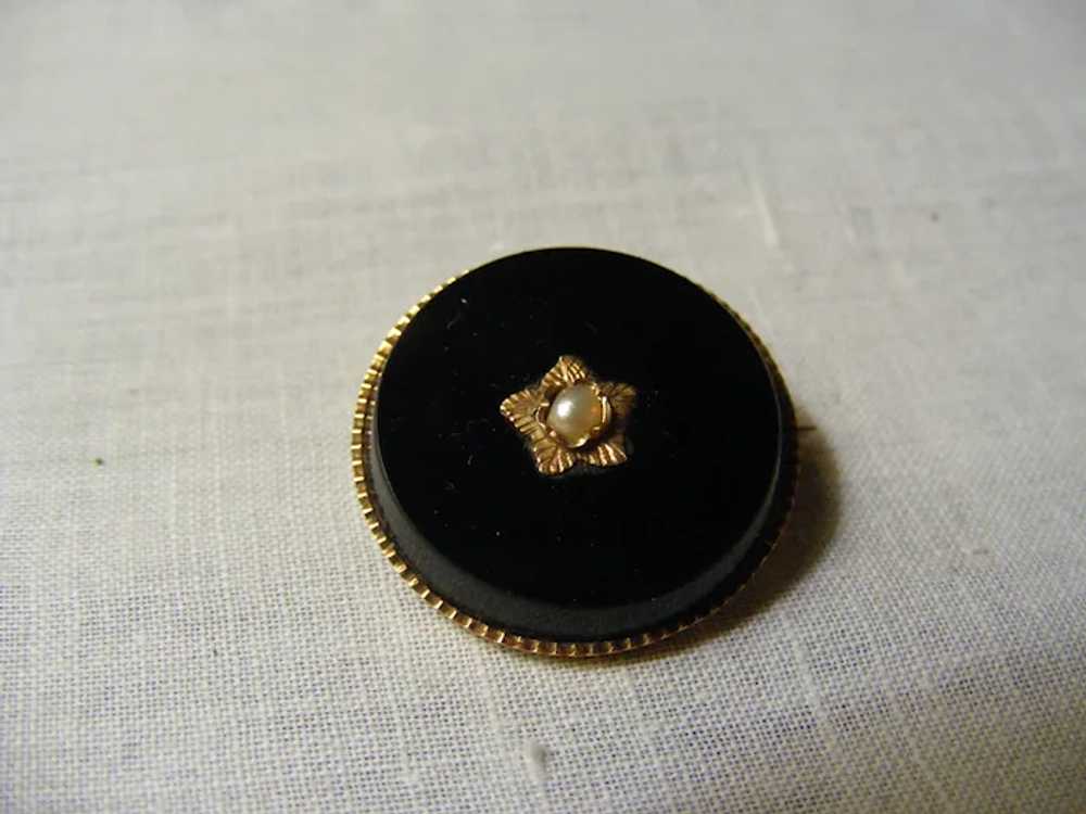 Victorian 1880s 14K Onyx Brooch Seed Pearl 1" Dia… - image 2