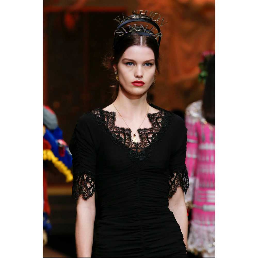 Black Lace Trim Ruched Dress - image 9