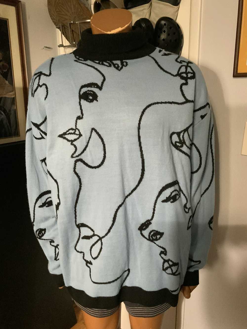 Boohoo Boohoo Man Scribble Line Face Turtleneck K… - image 9