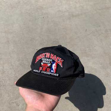 Original Vintage Chicago Bulls 1991-1992 Back To Back World Champions Hat —  Star Struck Vintage