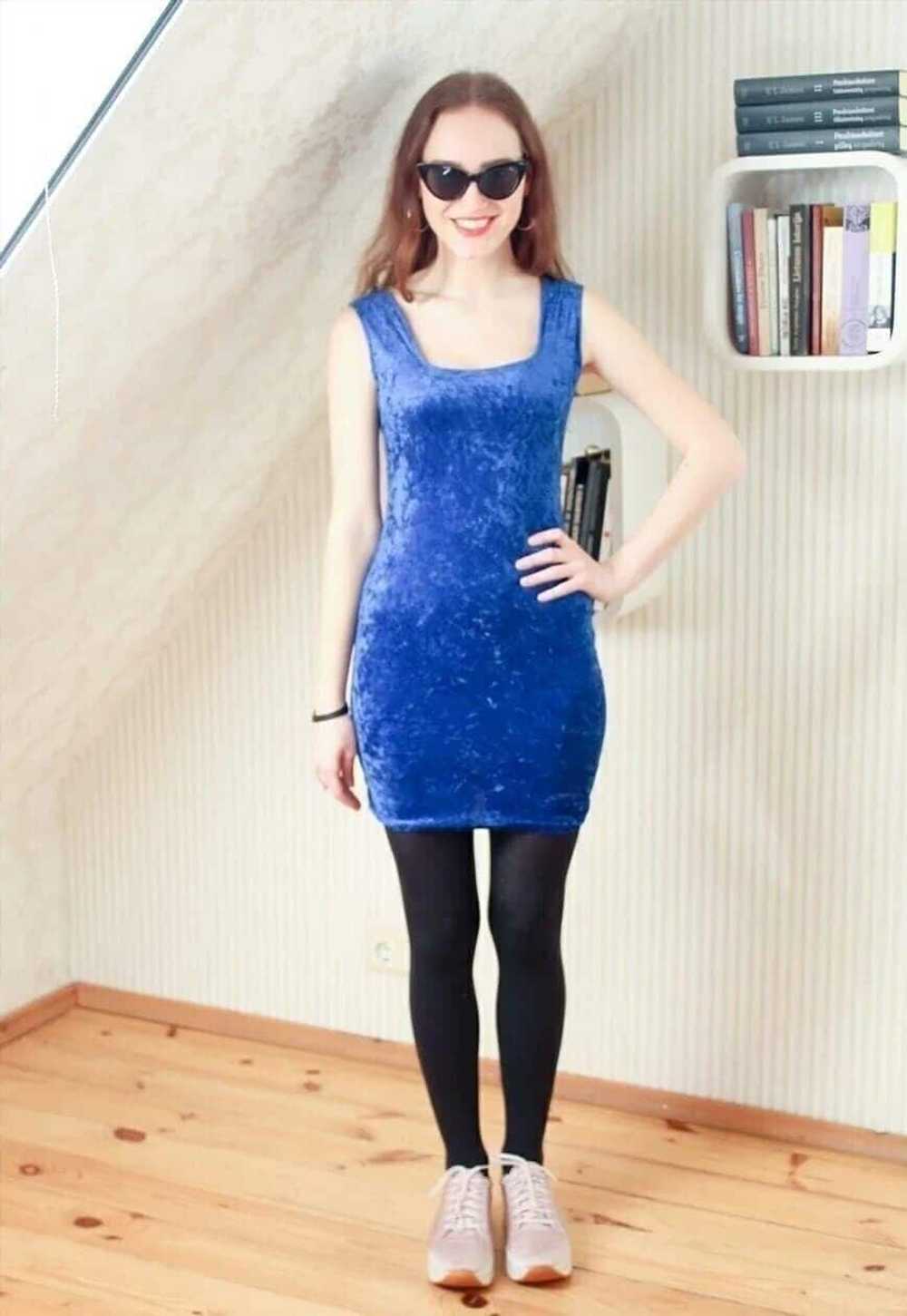 Royal blue bright short dress - image 1