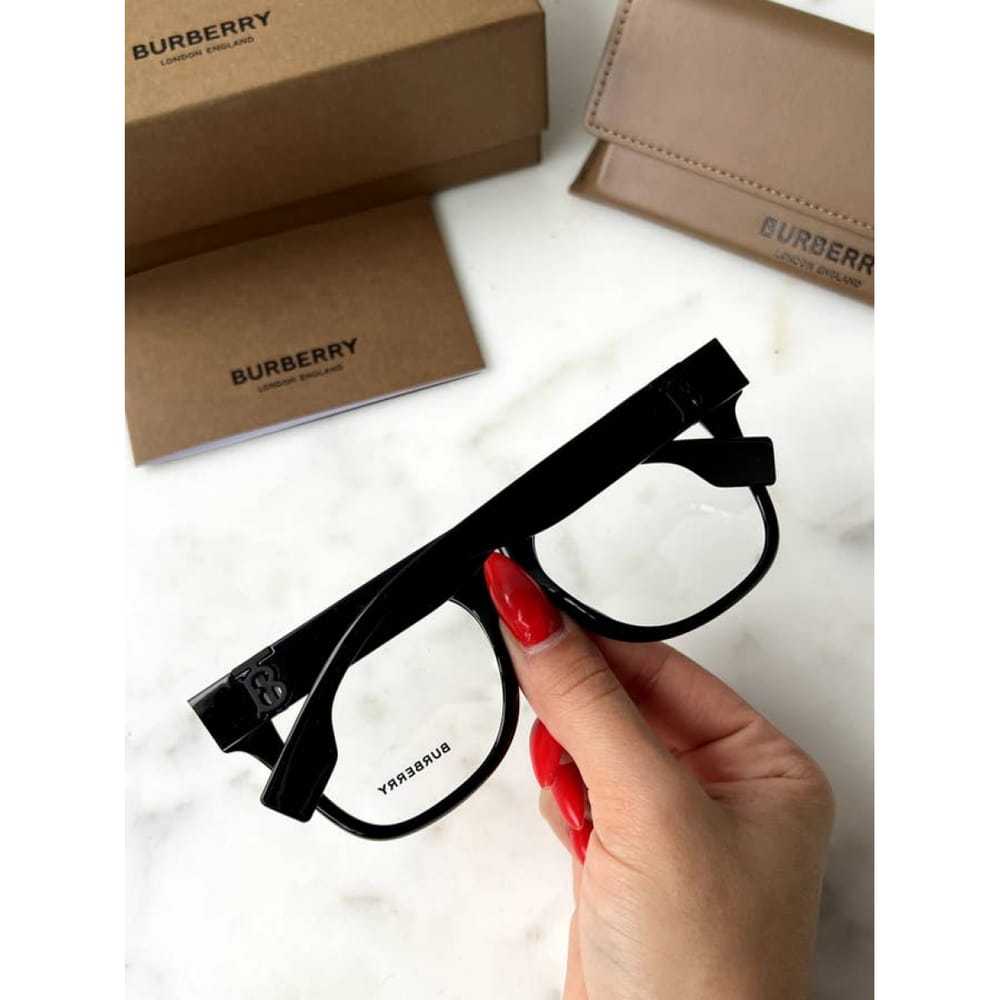 Burberry Oversized sunglasses - image 2