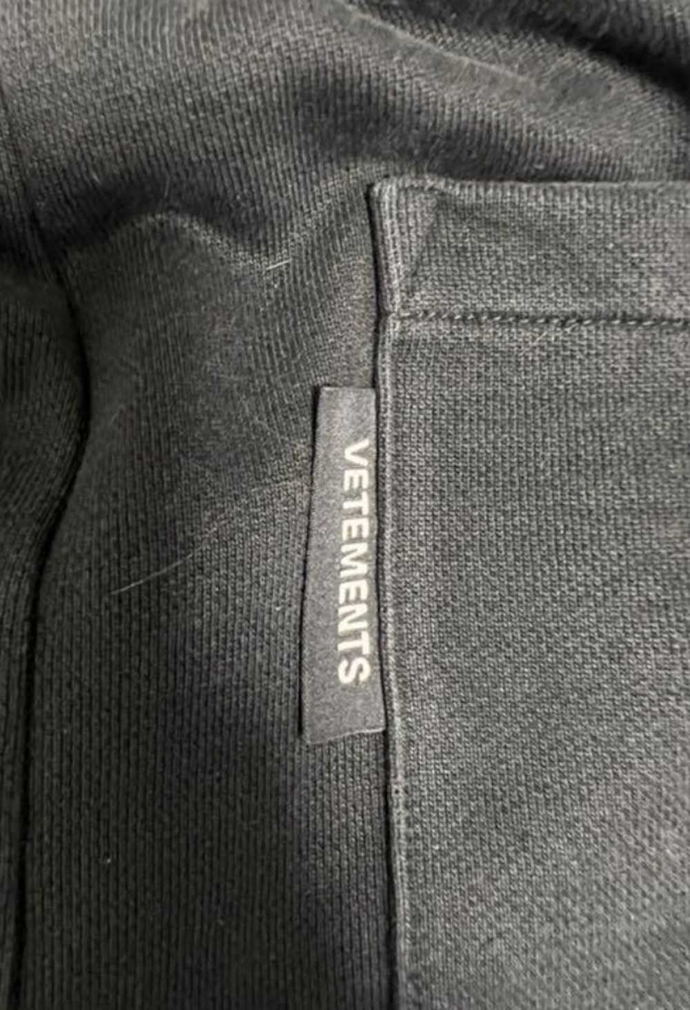 Vetements Vetements Gothic Logo Sweatpants - image 4