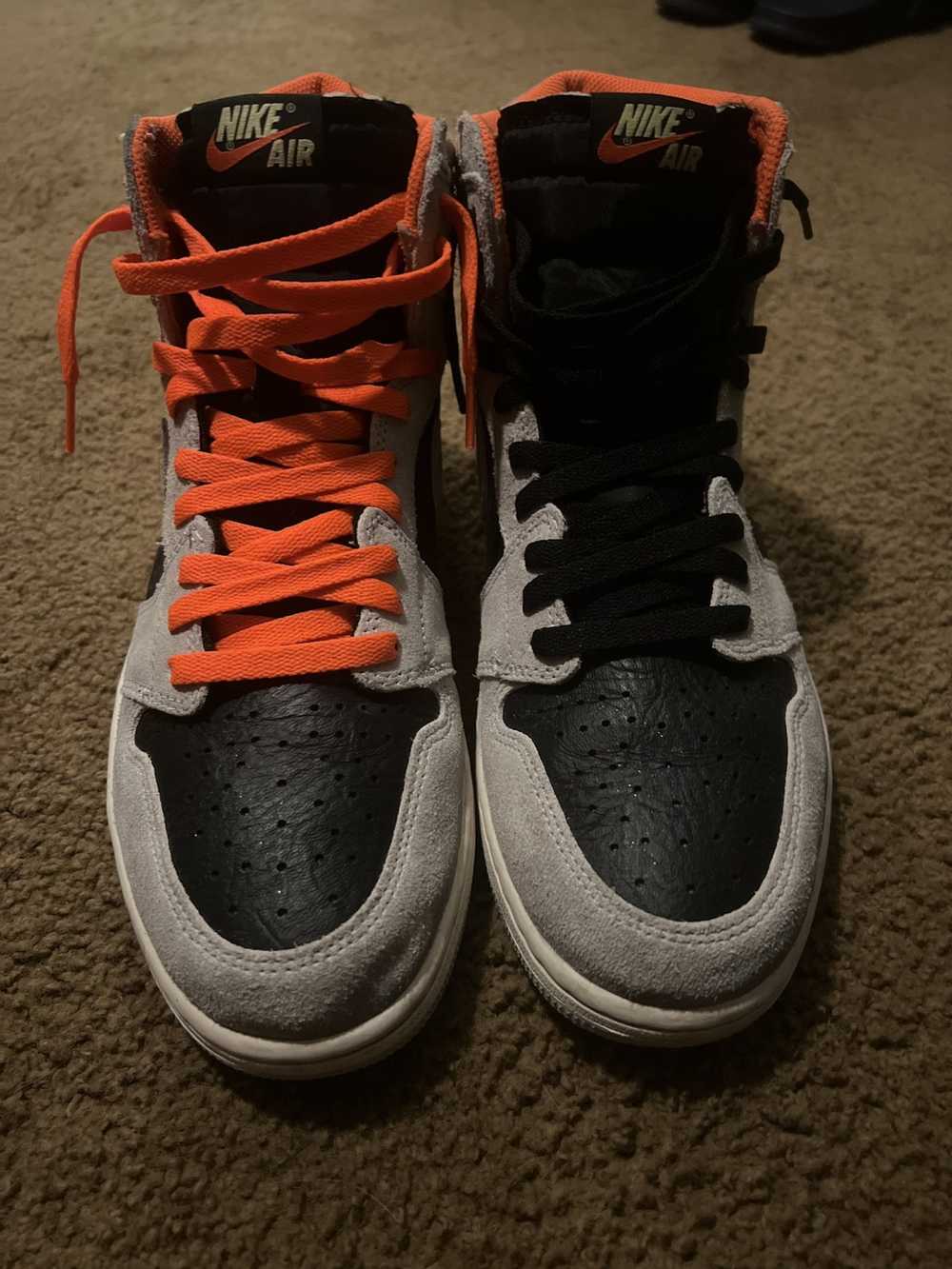 Jordan Brand × Nike Jordan 1 Retro High OG “Neutr… - image 3