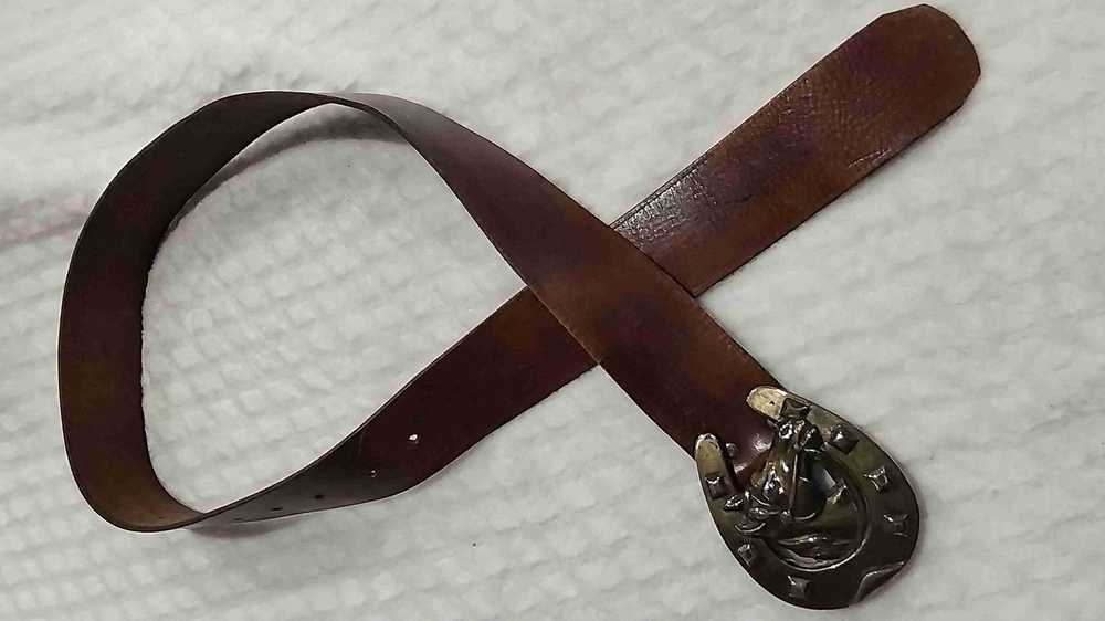 Leather belt - Brown leather belt Horse head buck… - image 4
