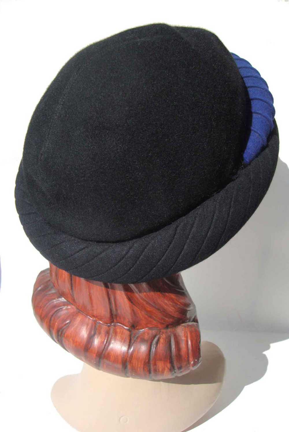 Vintage 40s Turban Hat Black & Blue Wool – Sadie … - image 3