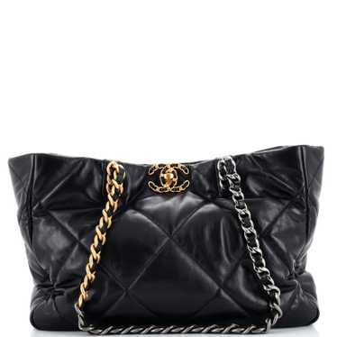 Chanel Modern Chain Tote Caviar East West Black Leather ref.596559 - Joli  Closet
