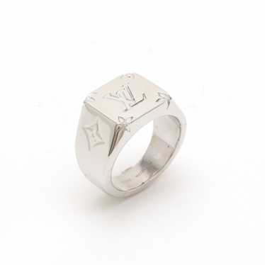 Louis Vuitton Monogram Carved Ring, Silver, L