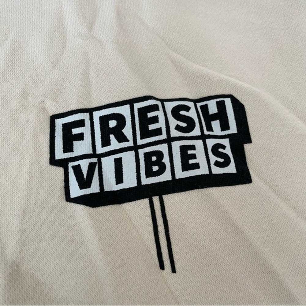 Tillys NEW FRESH VIBES PURE SMOKE CREAM HOODIE SZ… - image 3