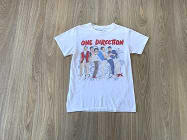 Band Tees × Tour Tee × Vintage One Direction 2013… - image 1