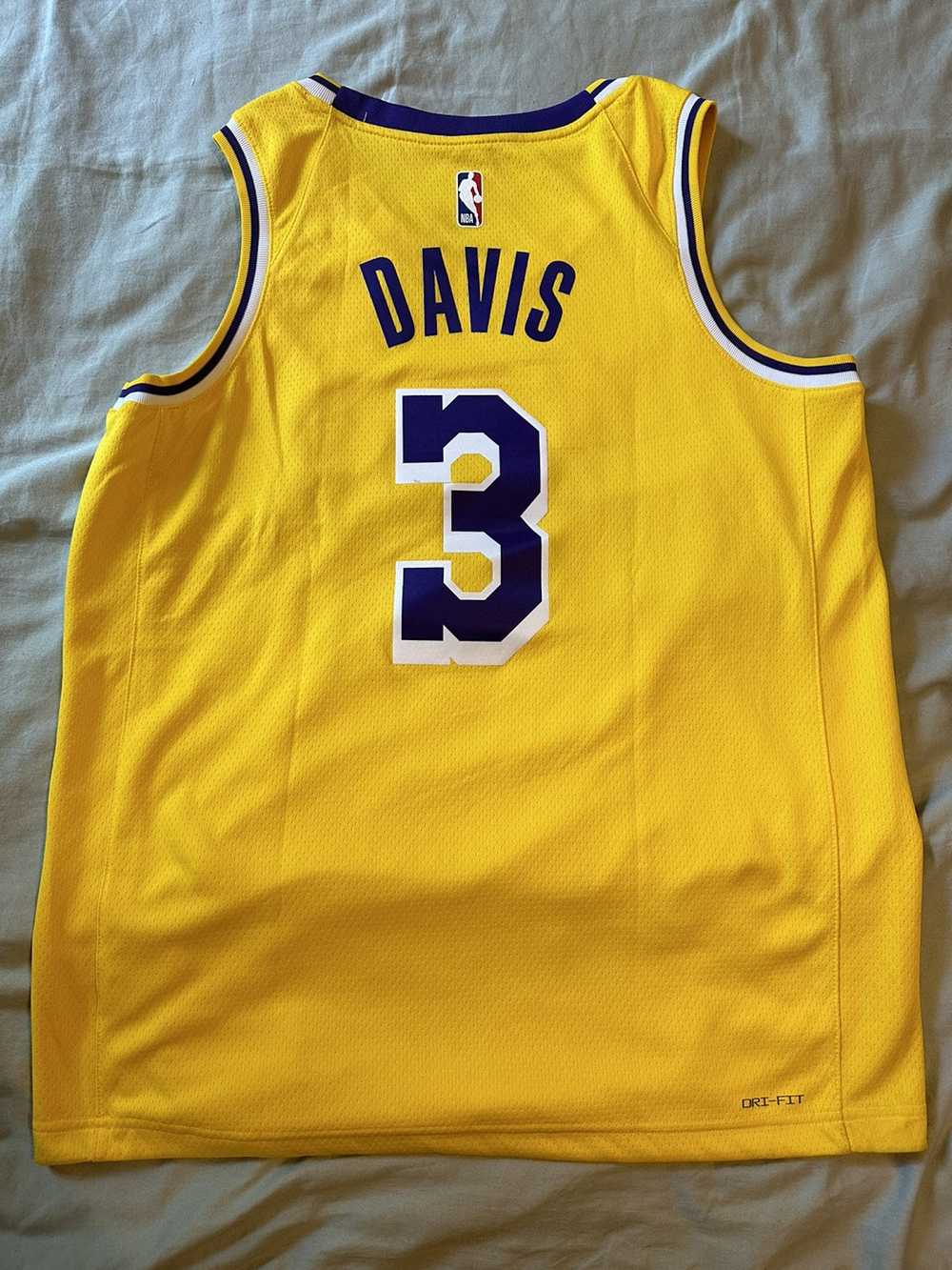 Lakers Anthony Davis Jersey - image 2