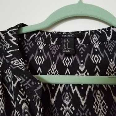 Zigzag Print Top - image 1