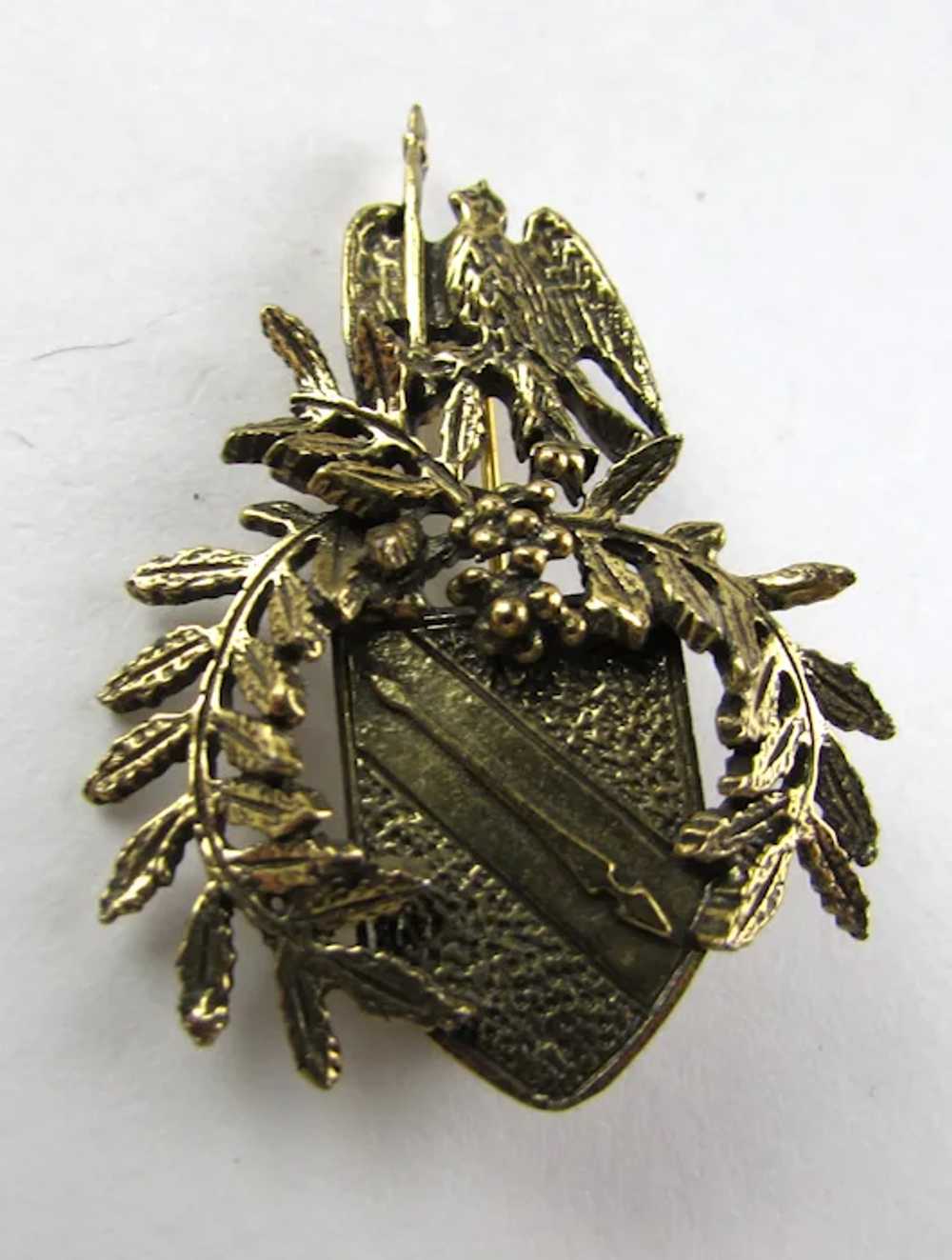 Classical Zentall Gold Tone Heraldic Pin - image 4