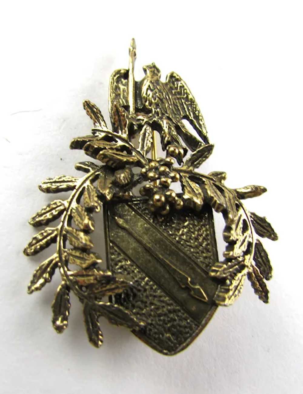 Classical Zentall Gold Tone Heraldic Pin - image 6