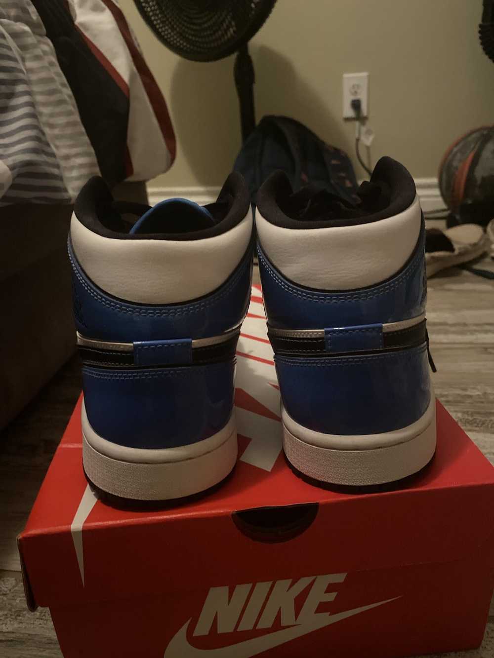 Nike Air Jordan 1 Mid SE ‘Signal Blue’ - image 5