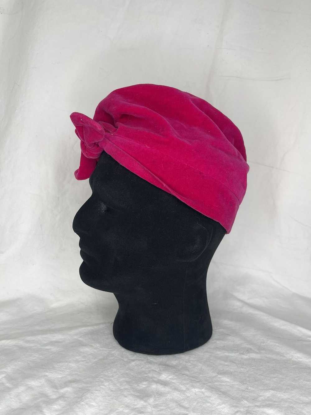 Vintage Vintage Vera velvet hat - image 2