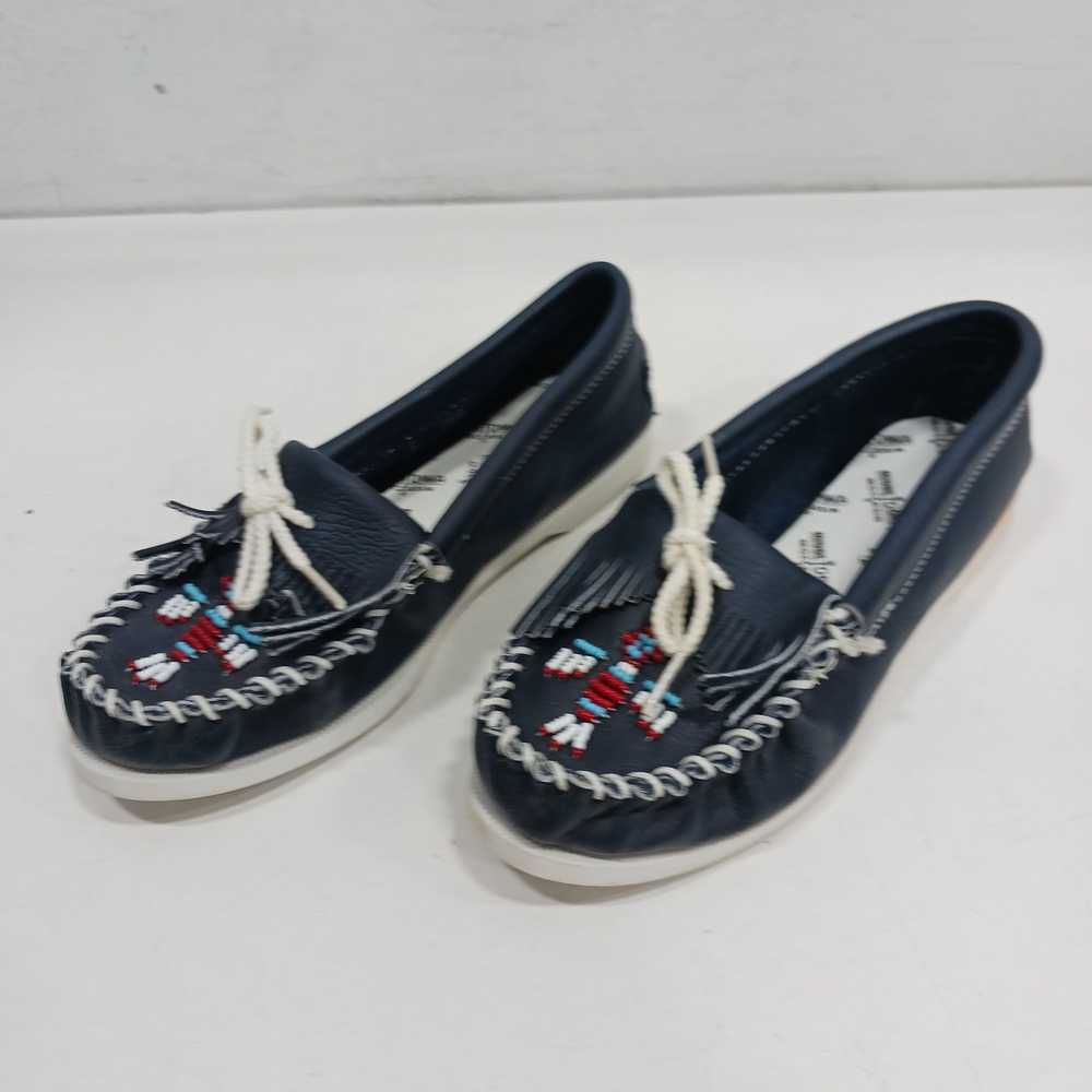 Women's Navy Minnetonka Shoes Size 5 - image 2